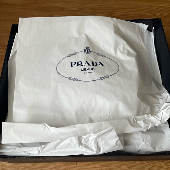 Prada Re-Edition 2005 Re-Nylon bag(beige) - Picture 10 of 14